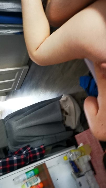 与年轻的塞尔维亚女孩发生性关系1