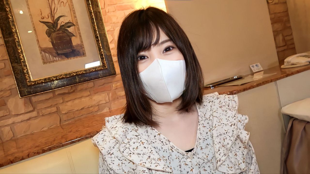 FC2-3173353 [2次中出] 严禁泄漏！一段罕见的业余性爱视频，视频中有一位美丽而优雅的女孩，风格惊人！非常紧张的美女