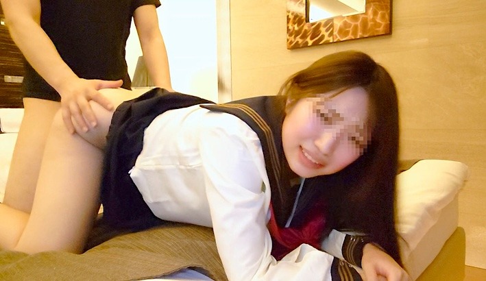 FC2-PPV-4638592 制服，奇迹般的淫荡