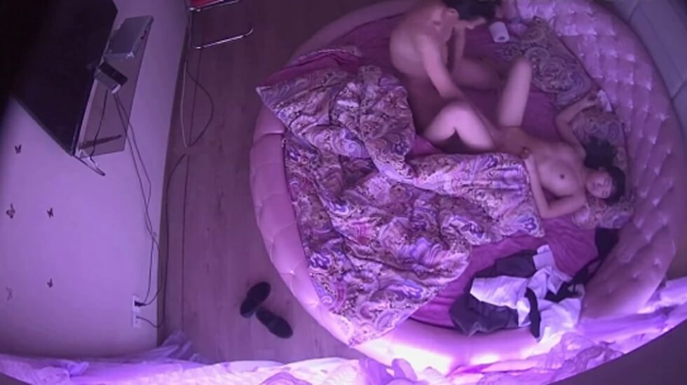 360度ホテル隠し撮り - ホテルでセックスする愛し合う若いカップル