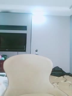 高颜值甜美妹子闺蜜绑住手脚自慰 全裸椅子上道具JJ抽插按摩器震动呻吟 很是诱惑喜欢不要错过!