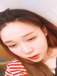 高颜值美女KIKI卫生间自慰大秀 跳蛋塞逼逼震动高潮出水呻吟娇喘 很是诱惑喜欢不要错过!