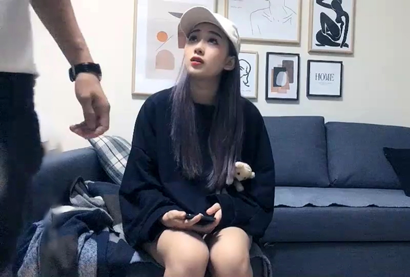 約了個高顏值鴨舌帽妹子啪啪的。！