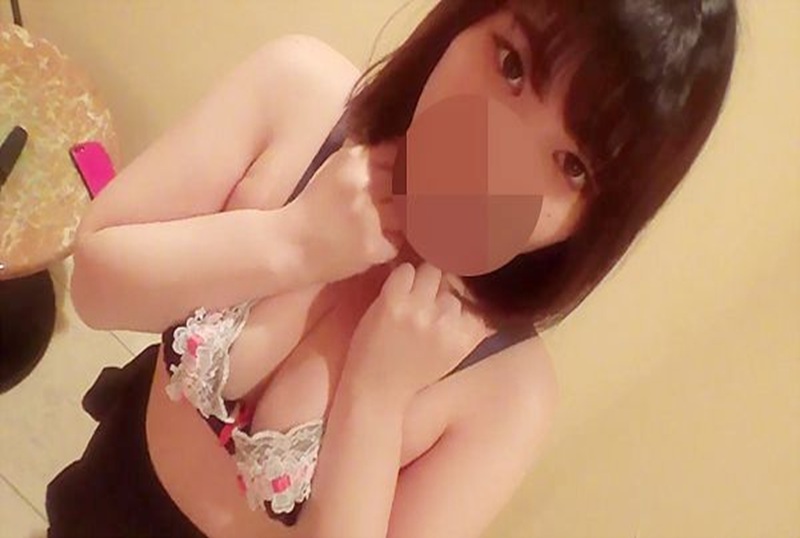 FC2-1678688 拿出按摩棒征服可愛女孩～馬上翹著屁股求操了 素人