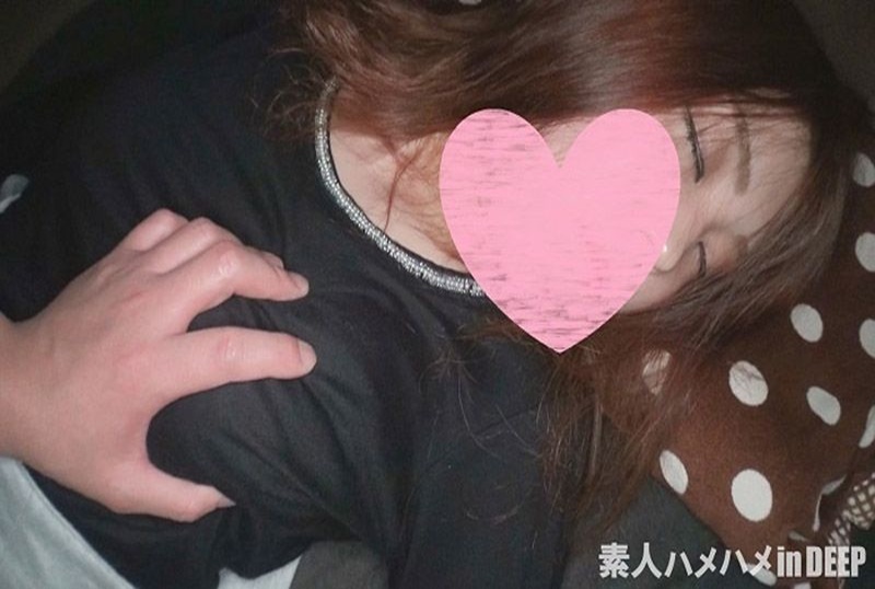 FC2-1073663 【無・素人個撮】有史以來最好的性愛！起來像歌舞表演型，在他無毛的小穴中出！ 素人