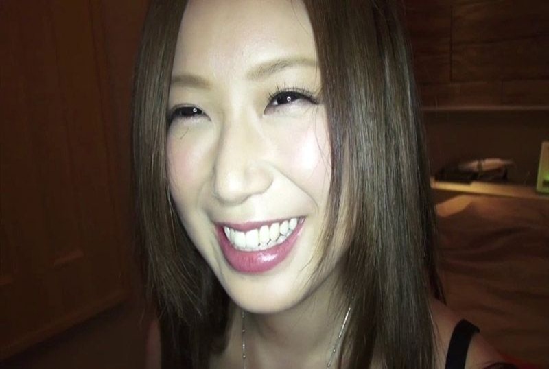 FC2-941861 素人拍片體驗！可愛女大生黑森林肉穴洪水外泄！ 素人