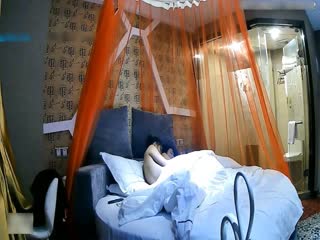 精品酒店偷拍高顏值170CM性感大長腿美女模特和搞藝術的攝影師男友酒店啪啪,第一次舔,扣,操搞爽後又要一次!_clip