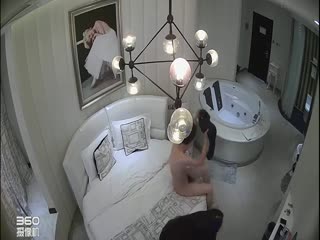 精彩套房年輕熱戀情侶激情造愛美女身材皮膚真好還特別的嗲超長2個多小時溫情浪漫性福