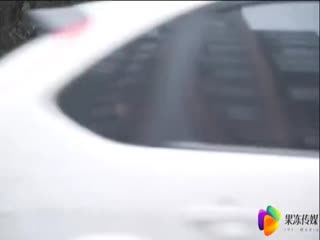 少婦的偷竊癖引發的一場性愛體驗