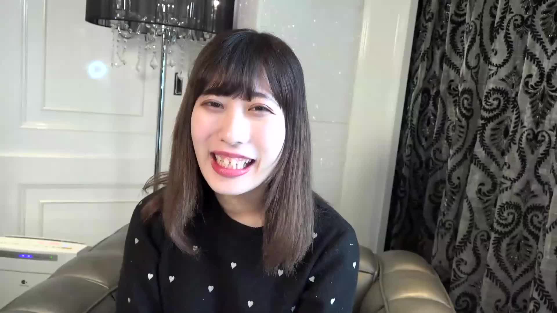 日韓精品_超性感的妹子被操的一動不動_HD