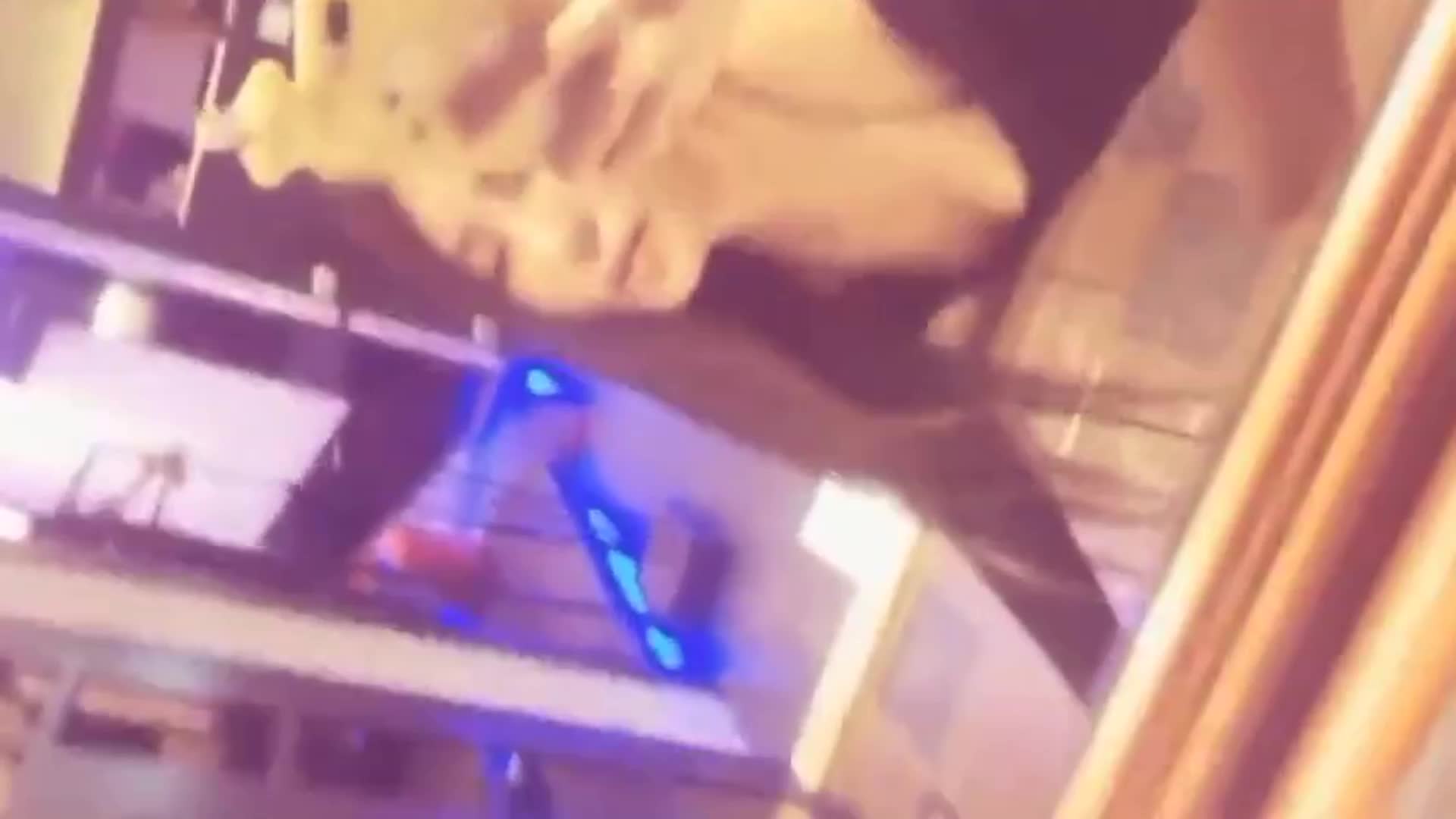 非常騷美女爆草三次