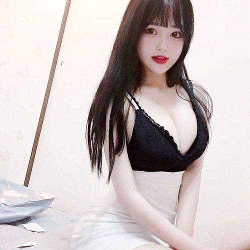許久未見的女友