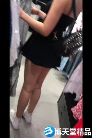 [國產劇情]超短裙小美女沒有內褲