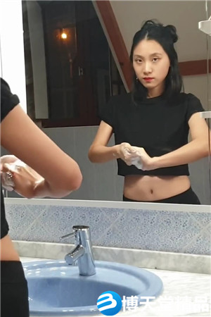 [國產劇情]劉玥-疫情當前和小騷玥一起做最乾淨的愛