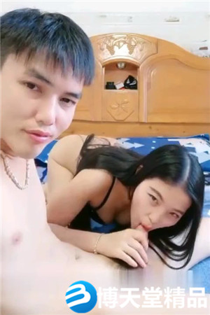 [國產劇情]粉逼美女直播中被操高潮