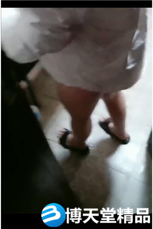 [國產劇情]群P大戰美女們都睡著了挨個操醒竟不帶套內射粉穴