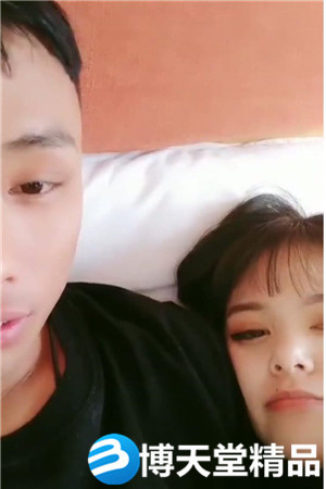 [國產劇情]白嫩靚乳00後美女活好話不多性癮強大黑牛大屌雙插粉嫩穴