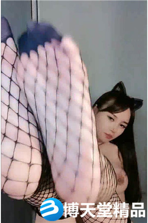 [國產劇情]大奶美女小姐姐下海，展示口活舔弄假屌，揉捏奶子撥開內褲抽插