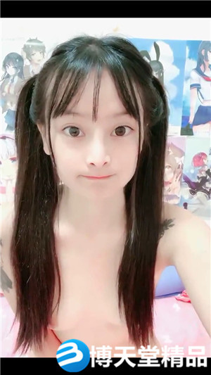 [國產劇情]超清純嫩妹男朋友在家激情啪啪大秀，口交舔蛋網襪足交，圓潤屁股騎上來插入