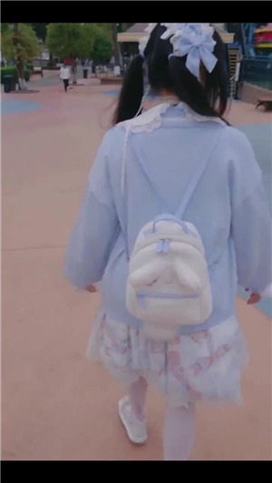 [國產劇情]露臉極品少女洛麗塔『喵喵』戶外啪啪甄選電影院口愛摩天輪KTV