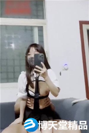 [國產劇情]童顏巨乳91極品身材網紅女神▌一隻小嚶嚶▌滿背紋身爆乳學妹女上榨汁