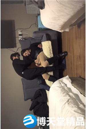 [國產劇情]今夜美熟女，風情萬種當世潘金蓮，大胸美腿，正乾的暢快，被發現攝像頭慘翻車