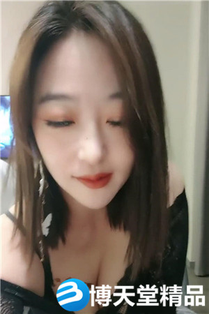 [國產劇情]高顏值黑絲高跟御姐少婦全程露臉酒店伺候小哥啪啪，超棒的口活