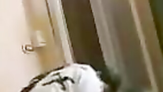 2512 يجيب بنت خاله البيت وعايز ينيكها وهي مش راضية  سكس مصري