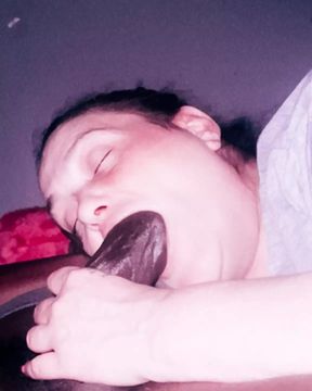 Toe Curling Gumjob for This Young Cock