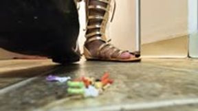 Pathetic Tinies Discovered on Giantess Floor 4K