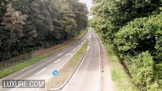 Swinger Tiffany Leiddi loving anal sex inside the woods