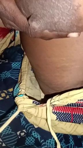 Jaw-dropping moment from &quot;Desi hornby aunty 2some outdoorsy in this world&quot;