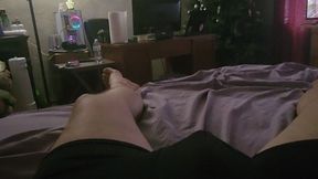 Sucking cock while winding down for the night