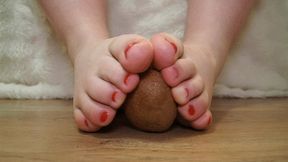 Toe Play with Kiwi