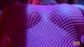 Blonde babes ravage dude's thick cock&#x1F346; in steamy lesbian-on-guy threeway sex romp