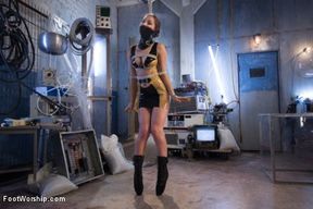 Post Apocalyptic Lesbian Foot Worship!