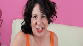 Auntie Trisha - Sploshing