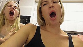 YAWNING AT EACH OTHER IS STRONG!MP4