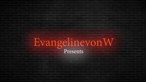 Evangelines foot Ignore in Blue Jean