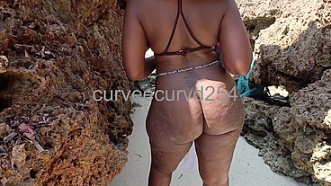 how i love some public sex with a stranger by the beach
