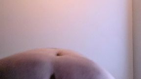 Superchub shows off his massive ass