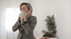 Il tampone no !! - Not the tampon!! ( NOSE BLOWING )