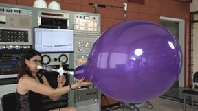 Amo Blows a 24" Round Balloon to Bursting (MP4 - 720p)