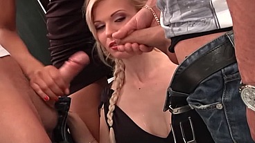 Blowjob tutorial 4th. lesson - Barbara Nova