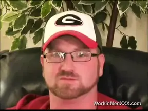 Amateur Justin Beating Off