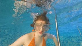 Sena-dancing underwater at the pole FHD