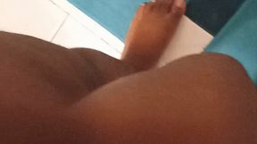 I Piss and Show You My Clit (MP4)