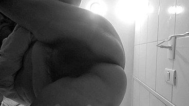 Hairy pussy pov below of mom