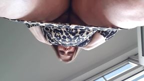 upskirt