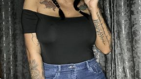 Smoking in jeans